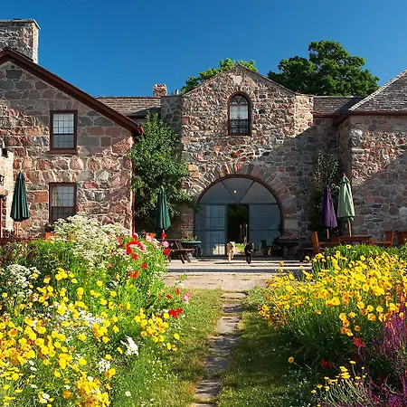 Ste. Anne'S Spa-3