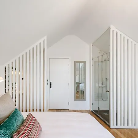 1872 River House By Olivia-3