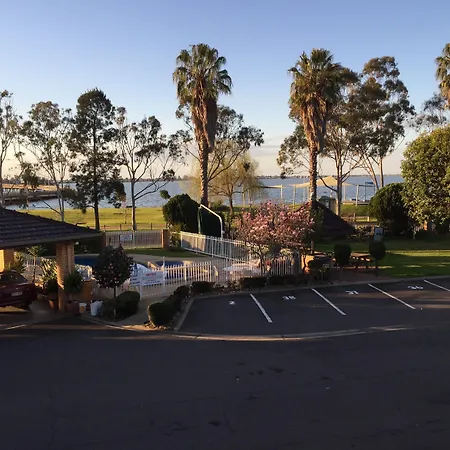 Lakeview Motel-3