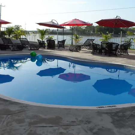 Ramada By Wyndham Tikal Isla De Flores-3