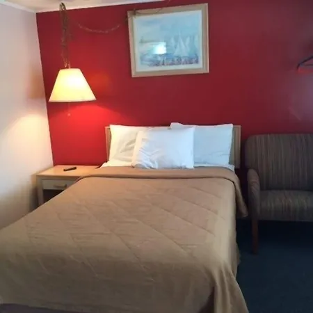 Fels Three Crown Motel-2