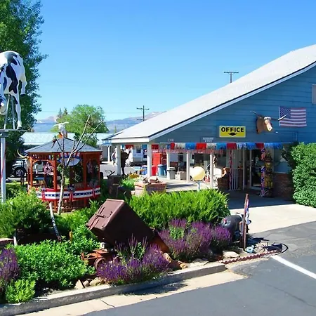 Redwood Motel-2