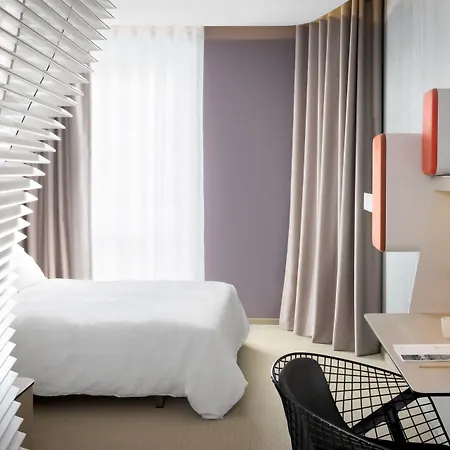 Okko Hotels Lyon Centre-3