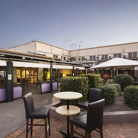 Nightcap At Ocean Beach Hotel-3