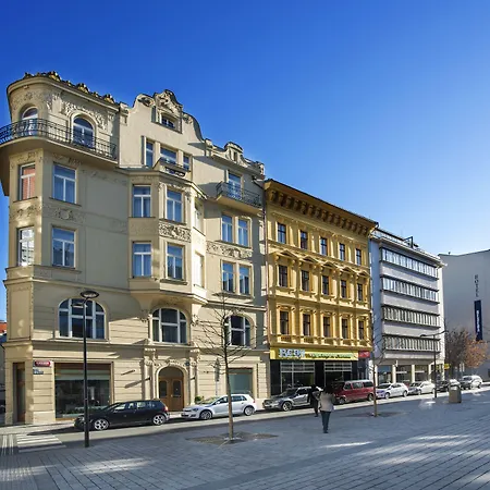 Hotel Golden Crown-2