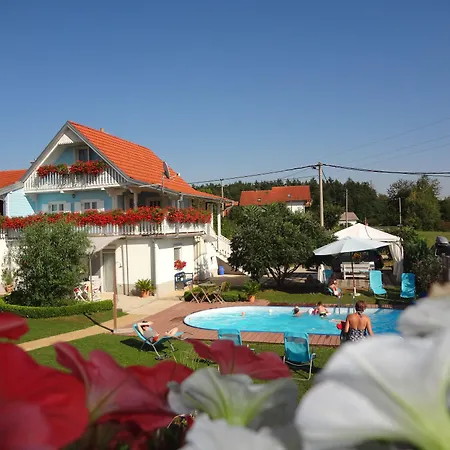 Pool Apartments Plitvice Lakes-2