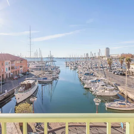 B&B Hotel Martigues Port-De-Bouc-3