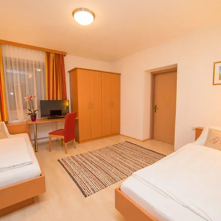 Hotel Glasererhaus-2