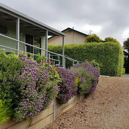 Daylesford Motor Inn Vic Pty Ltd-2