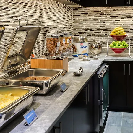 Fairfield Inn & Suites By Marriott Boston Cambridge-2