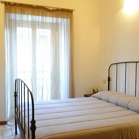 Le Stanze Del Lago Apartments-2