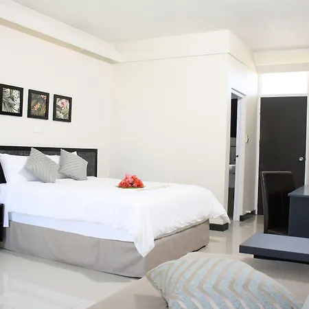 Hotel Oasis-2