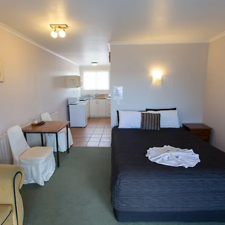 Gateway International Motel-3