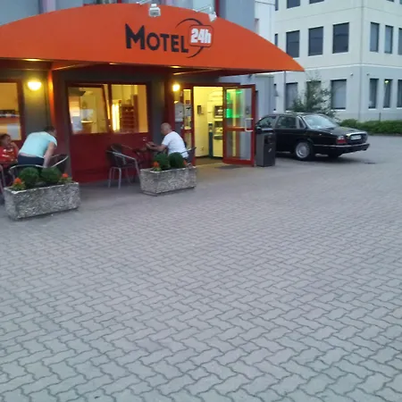 Motel 24H Hannover-2