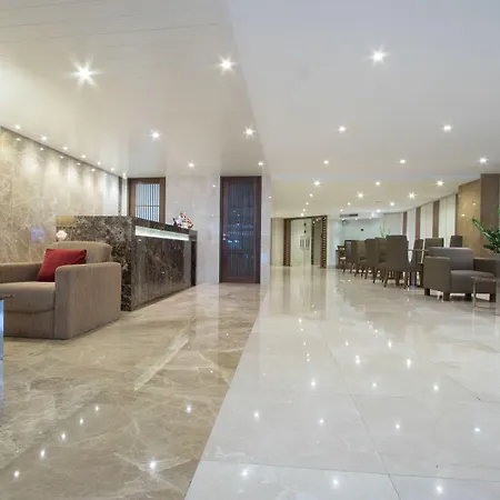Thomson Hotel Huamark-2