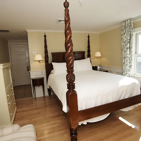 Anchor Inn Beach House-3