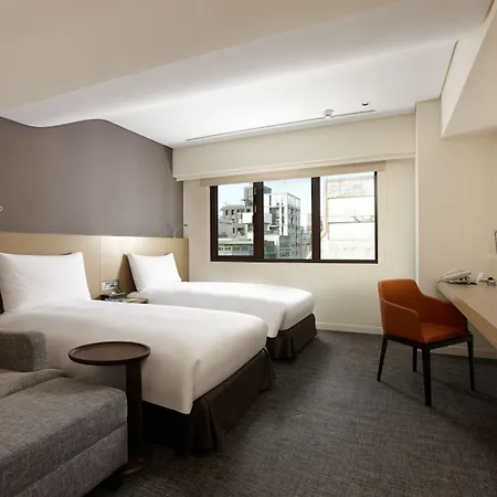 Royal Inn Taipei Linsen - Huashan 1914 Creative Park-3