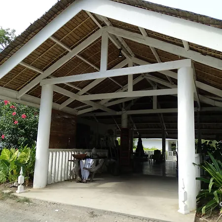 Momo Beach House-3