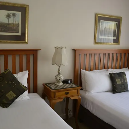 Aberdeen Motor Inn-2