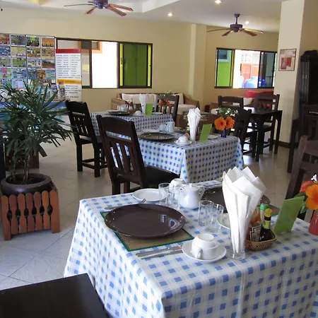 Sea Front Home Hotel - Patong Beach-2