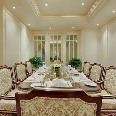 Apricot Hotel-3