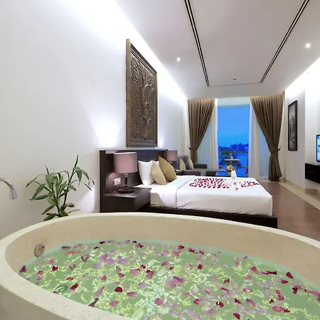 Crystal Blue Boutique Hotel-3