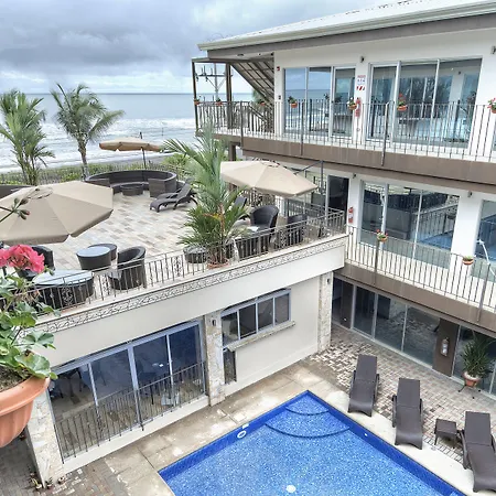 Beachfront Hotel Tramonto-3