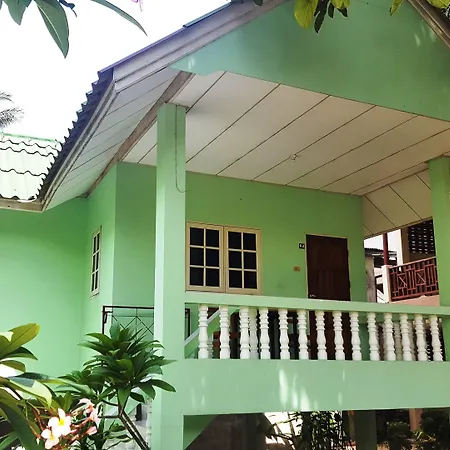 Rattana Guesthouse & Bungalow-3