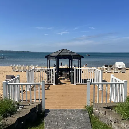 The Beach Haus - Traverse City-3