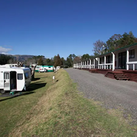Opal Hot Springs & Holiday Park-2