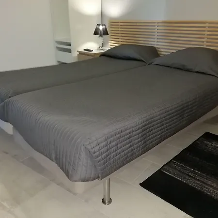 Lagos City Center Guest House & Hostel-3
