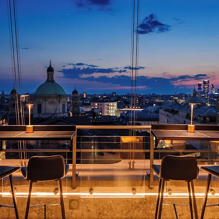Hotel The Square Milano Duomo - Preferred Hotels & Resorts-3