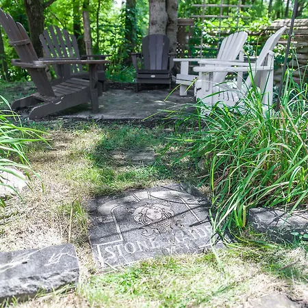Stone Maiden Inn-2