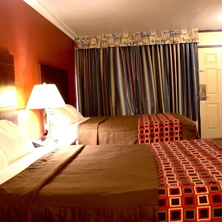 Polynesian Inn-3