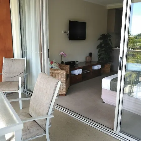 Airlie Central Apartments-2