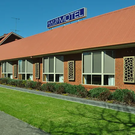 Aat 28 Goldsmith Motel-2
