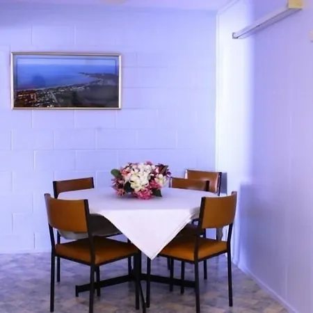 Sky View Units Bowen-3
