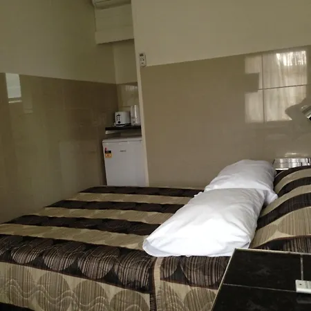 Avalon Motel-3