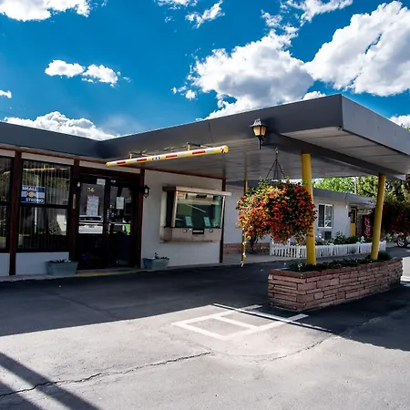 American Classic Inn-3