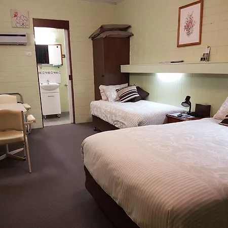 Millers Cottage Motel-3