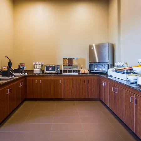 Comfort Inn & Suites Mandan - Bismarck-2