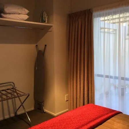 Marksman Motor Inn-3