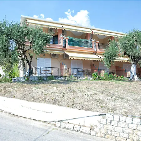 Enjoy Lichnos Bay Village, Camping, Hotel And Apartments-3