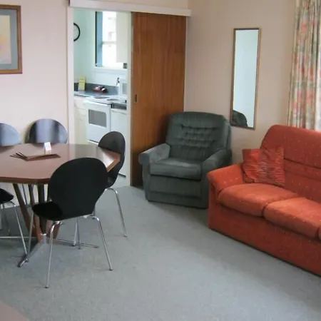 Blue Dolphin Motel-2