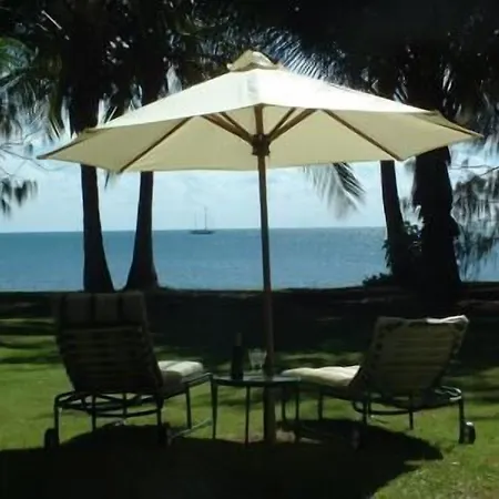 Beachside Holiday Units-2