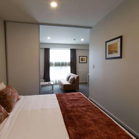 Ramada Suites By Wyndham Christchurch City-3