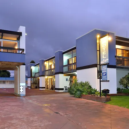 Waikanae Beach Motel-2
