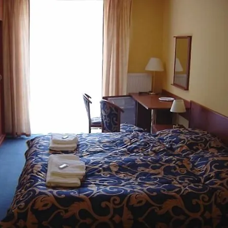 Hotel Modena-2