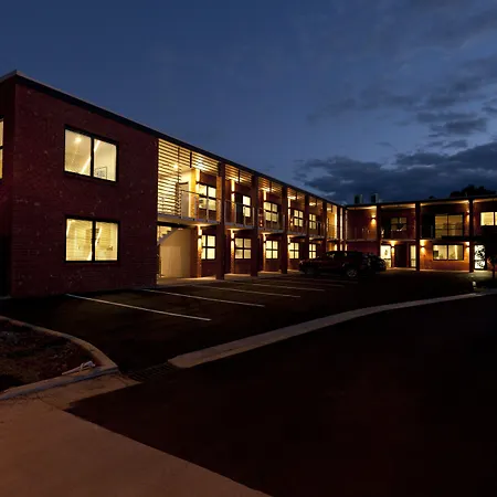 850 Cameron Motel-2
