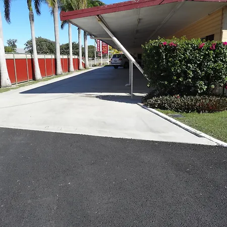 Shell Motel-2